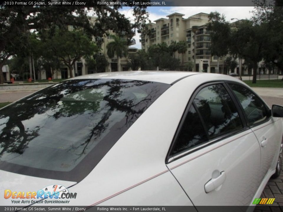 2010 Pontiac G6 Sedan Summit White / Ebony Photo #17