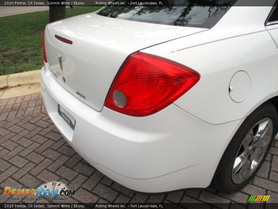 2010 Pontiac G6 Sedan Summit White / Ebony Photo #19