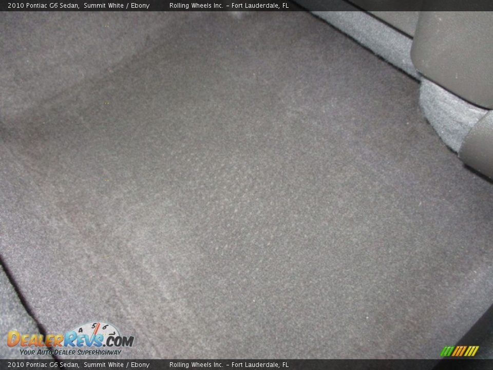 2010 Pontiac G6 Sedan Summit White / Ebony Photo #26