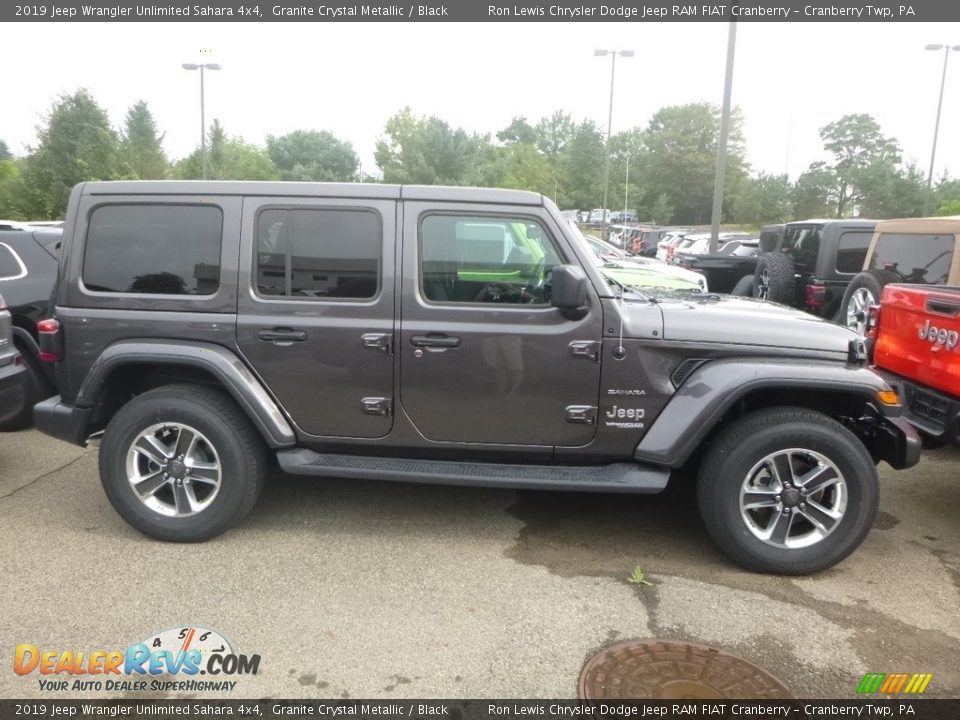 2019 Jeep Wrangler Unlimited Sahara 4x4 Granite Crystal Metallic / Black Photo #3