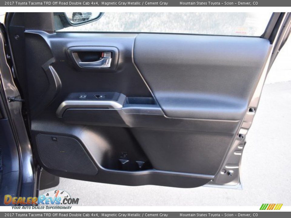 2017 Toyota Tacoma TRD Off Road Double Cab 4x4 Magnetic Gray Metallic / Cement Gray Photo #26