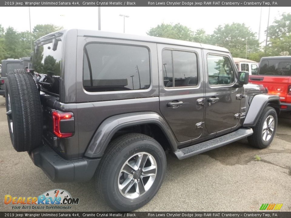 2019 Jeep Wrangler Unlimited Sahara 4x4 Granite Crystal Metallic / Black Photo #4