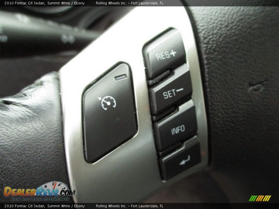 2010 Pontiac G6 Sedan Summit White / Ebony Photo #33