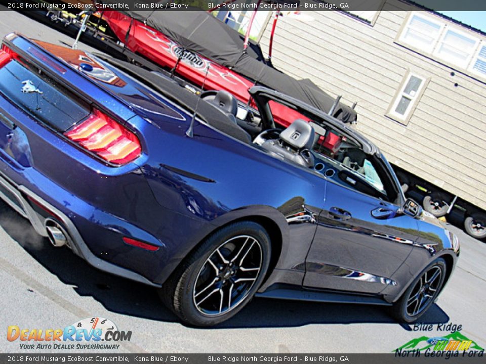 2018 Ford Mustang EcoBoost Convertible Kona Blue / Ebony Photo #33