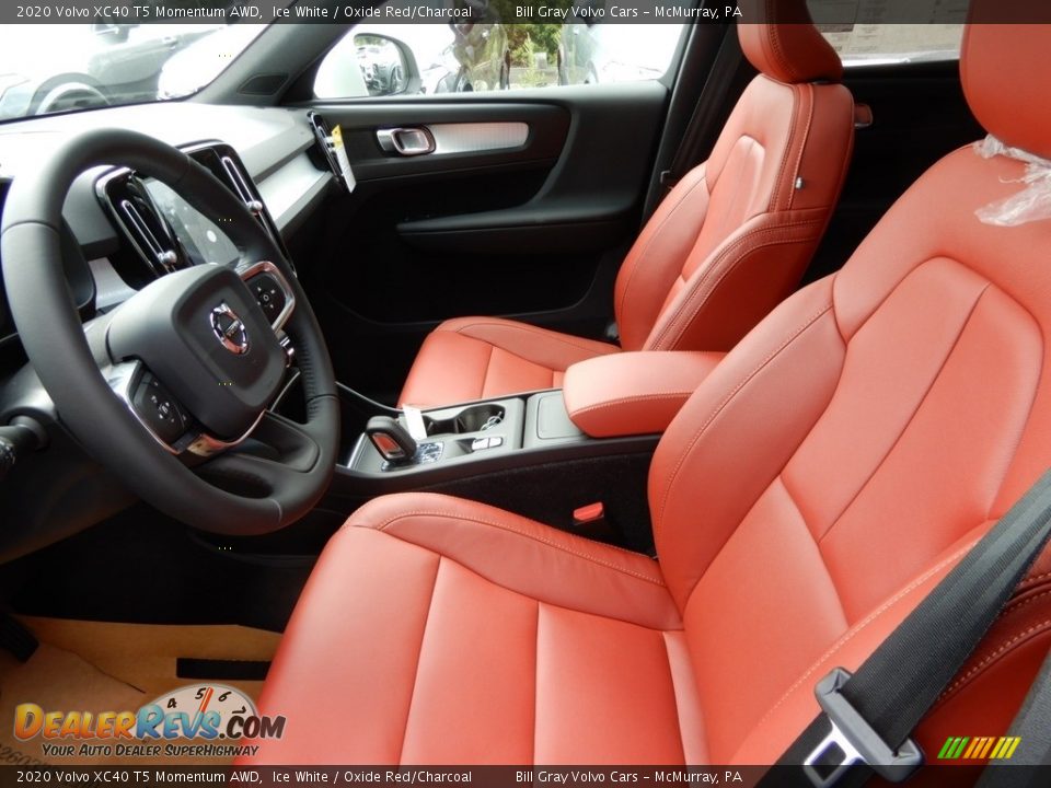 Front Seat of 2020 Volvo XC40 T5 Momentum AWD Photo #7