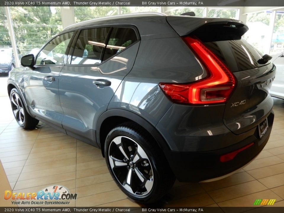 2020 Volvo XC40 T5 Momentum AWD Thunder Grey Metallic / Charcoal Photo #4