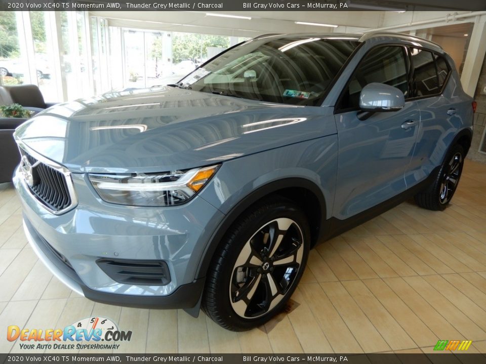 Thunder Grey Metallic 2020 Volvo XC40 T5 Momentum AWD Photo #5