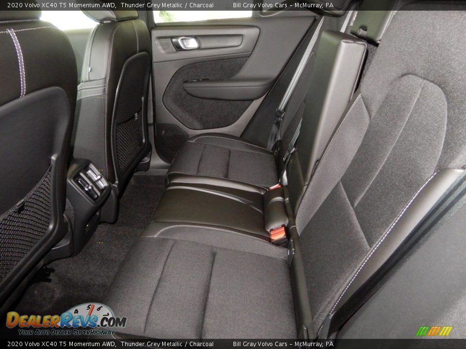 2020 Volvo XC40 T5 Momentum AWD Thunder Grey Metallic / Charcoal Photo #8