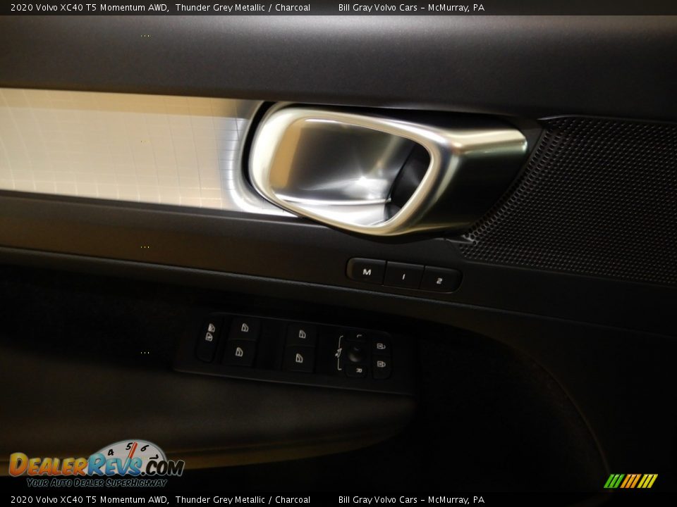 2020 Volvo XC40 T5 Momentum AWD Thunder Grey Metallic / Charcoal Photo #10