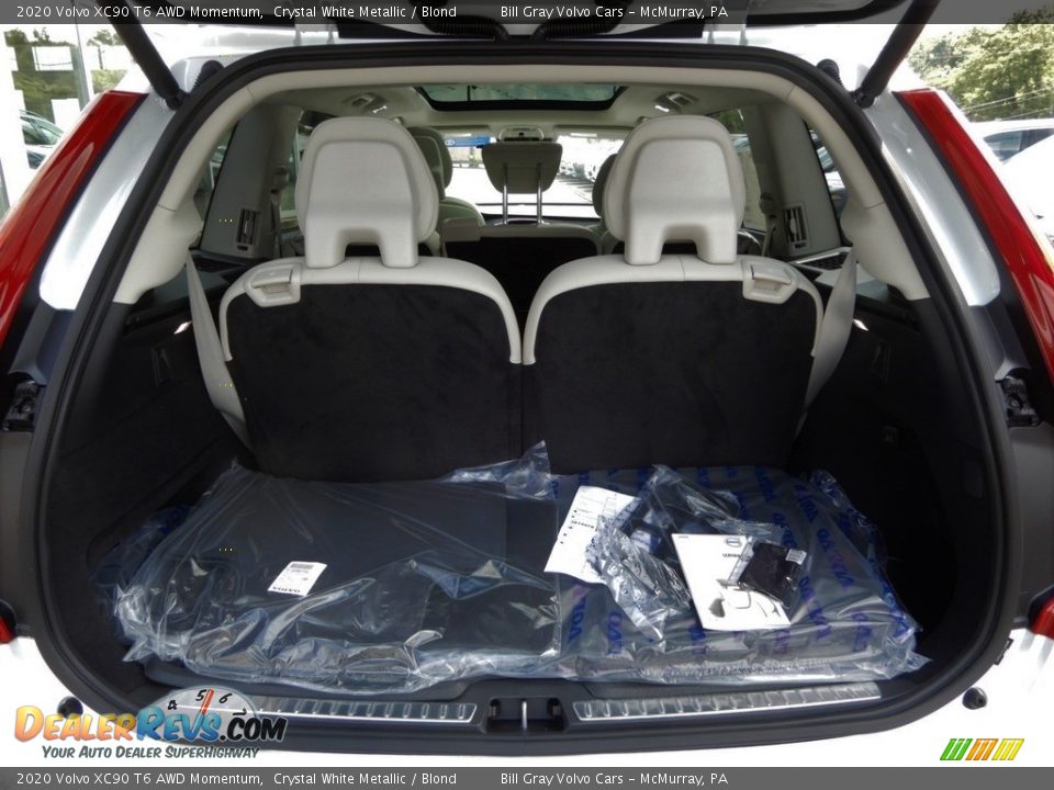 2020 Volvo XC90 T6 AWD Momentum Trunk Photo #3