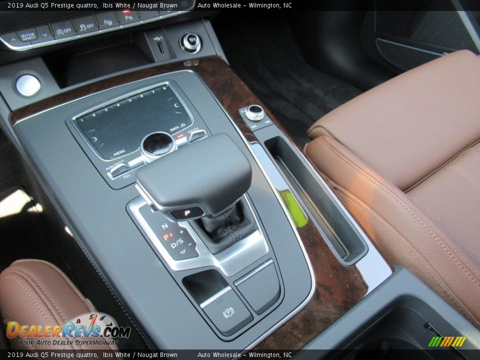 2019 Audi Q5 Prestige quattro Shifter Photo #19
