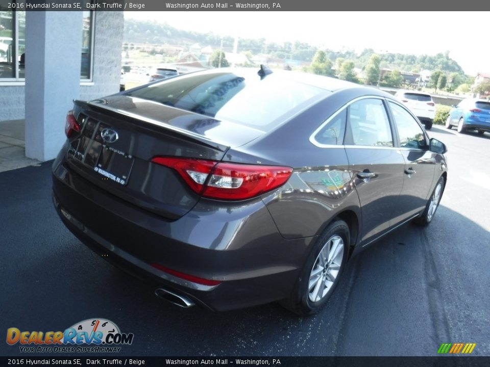 2016 Hyundai Sonata SE Dark Truffle / Beige Photo #9
