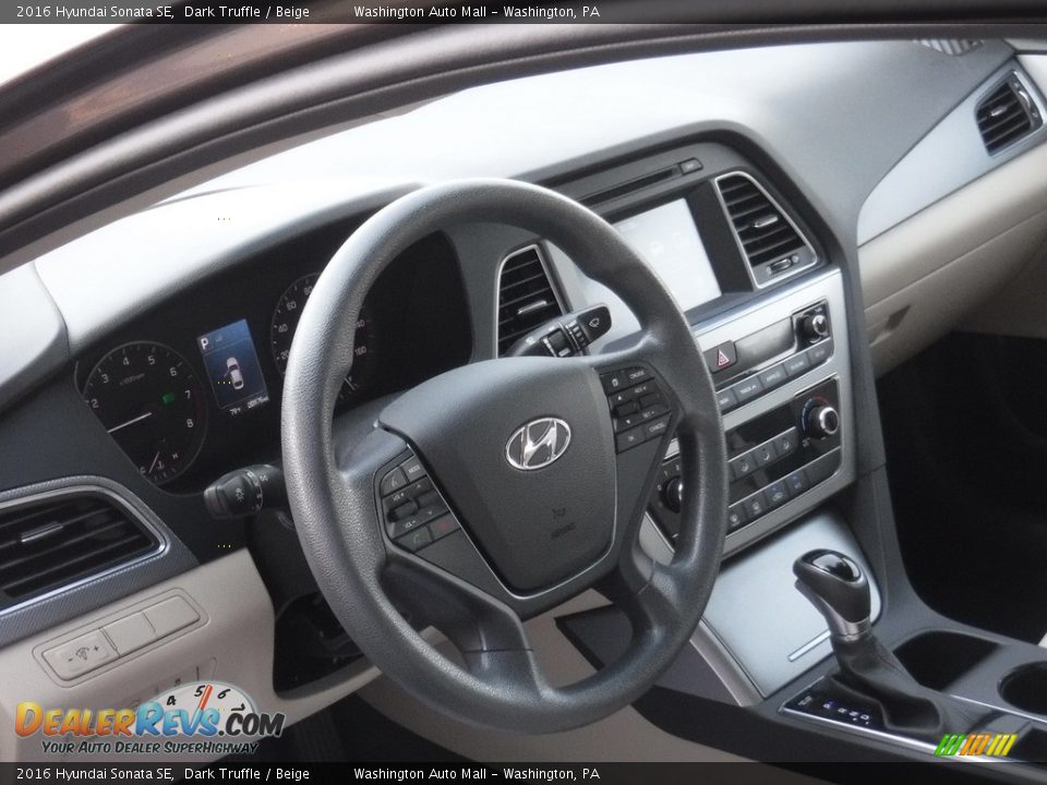 2016 Hyundai Sonata SE Dark Truffle / Beige Photo #10