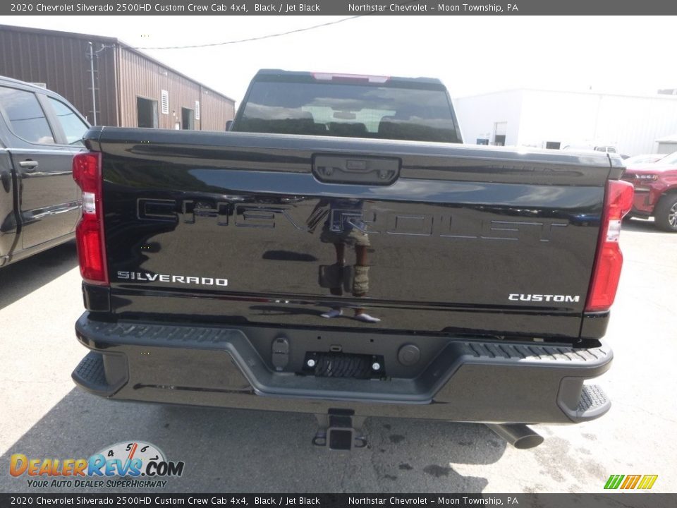 2020 Chevrolet Silverado 2500HD Custom Crew Cab 4x4 Black / Jet Black Photo #4
