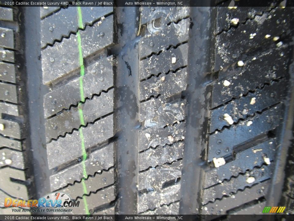 2018 Cadillac Escalade Luxury 4WD Black Raven / Jet Black Photo #9