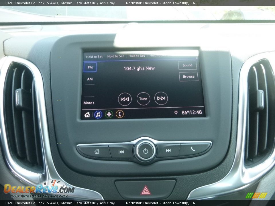 Controls of 2020 Chevrolet Equinox LS AWD Photo #13