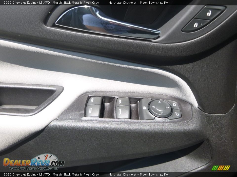 2020 Chevrolet Equinox LS AWD Mosaic Black Metallic / Ash Gray Photo #18
