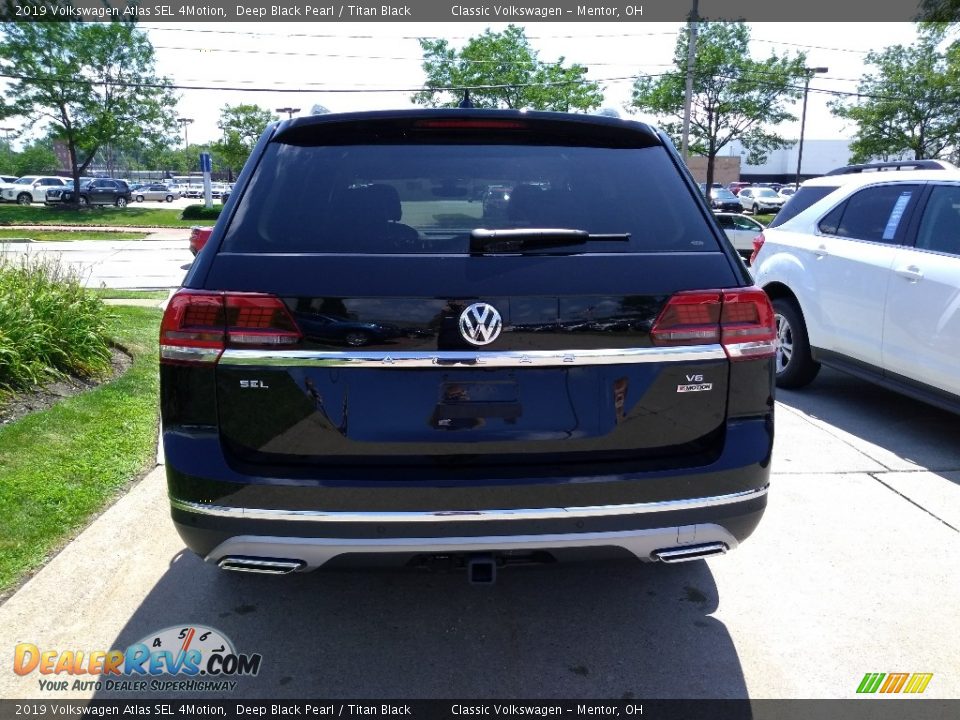 2019 Volkswagen Atlas SEL 4Motion Deep Black Pearl / Titan Black Photo #5