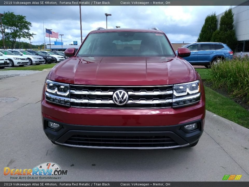 2019 Volkswagen Atlas SE 4Motion Fortana Red Metallic / Titan Black Photo #2