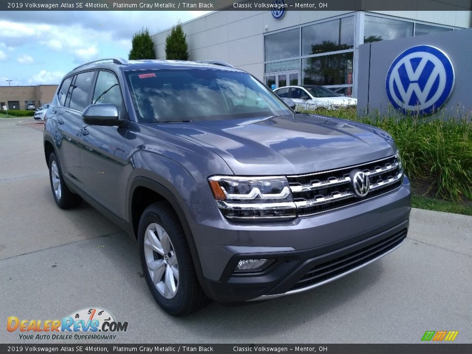 2019 Volkswagen Atlas SE 4Motion Platinum Gray Metallic / Titan Black Photo #1