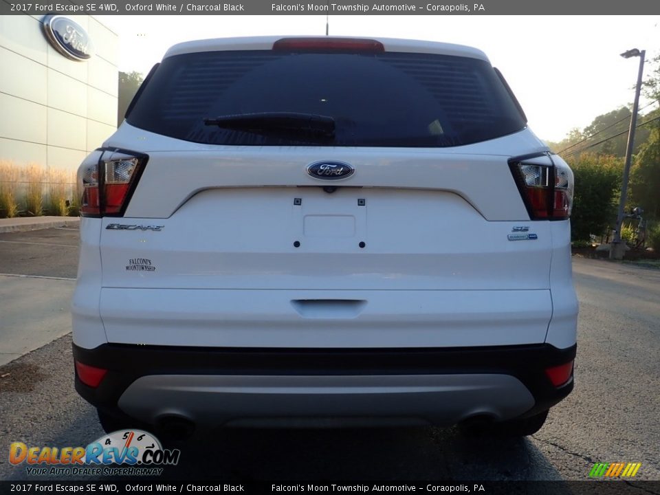 2017 Ford Escape SE 4WD Oxford White / Charcoal Black Photo #3