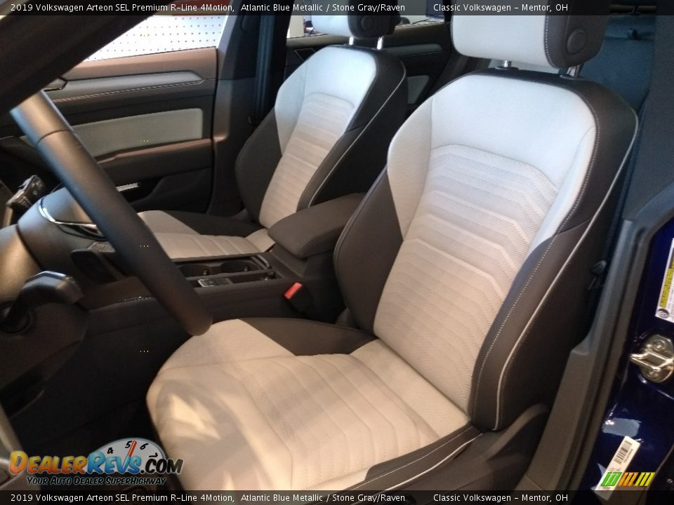 Front Seat of 2019 Volkswagen Arteon SEL Premium R-Line 4Motion Photo #2