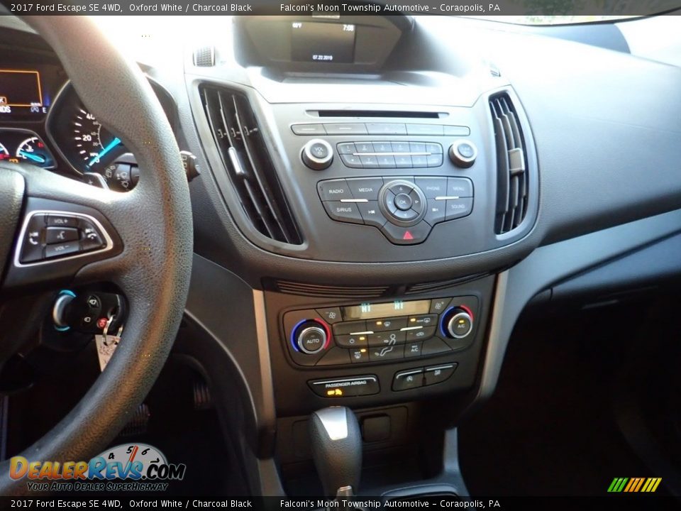2017 Ford Escape SE 4WD Oxford White / Charcoal Black Photo #22