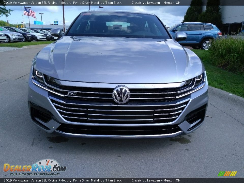 2019 Volkswagen Arteon SEL R-Line 4Motion Pyrite Silver Metallic / Titan Black Photo #2