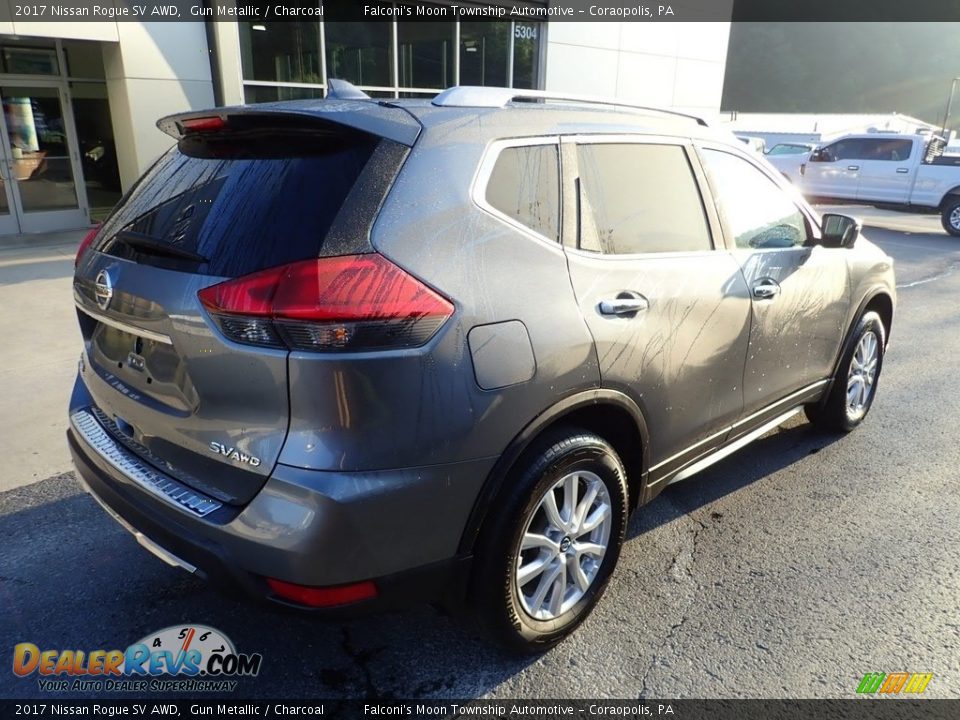 2017 Nissan Rogue SV AWD Gun Metallic / Charcoal Photo #2
