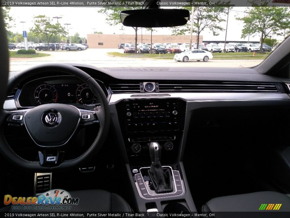 2019 Volkswagen Arteon SEL R-Line 4Motion Pyrite Silver Metallic / Titan Black Photo #4