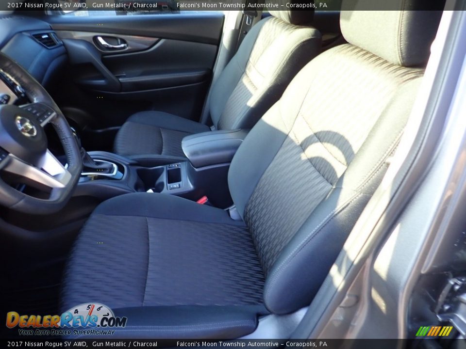2017 Nissan Rogue SV AWD Gun Metallic / Charcoal Photo #15