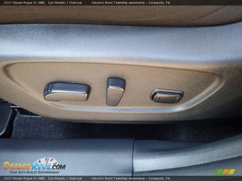 2017 Nissan Rogue SV AWD Gun Metallic / Charcoal Photo #19
