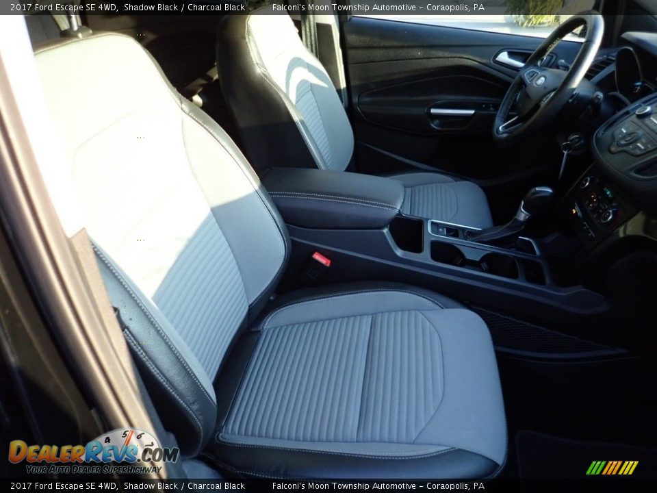 2017 Ford Escape SE 4WD Shadow Black / Charcoal Black Photo #11