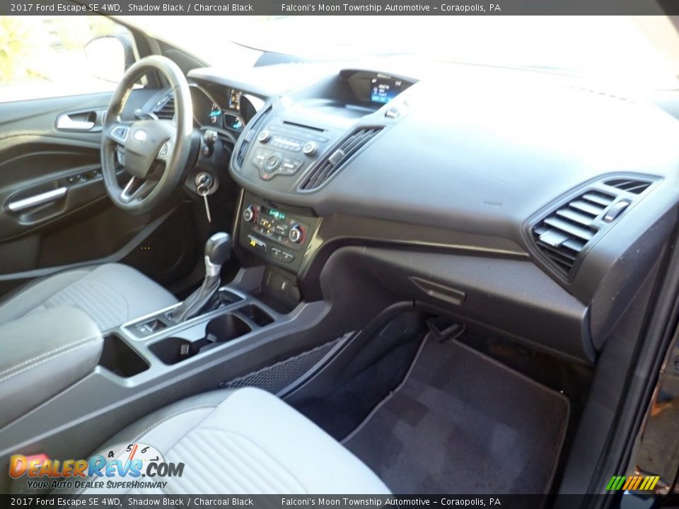 2017 Ford Escape SE 4WD Shadow Black / Charcoal Black Photo #12