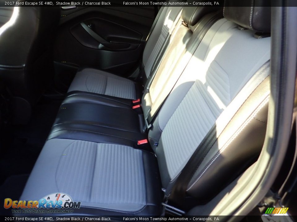 2017 Ford Escape SE 4WD Shadow Black / Charcoal Black Photo #16