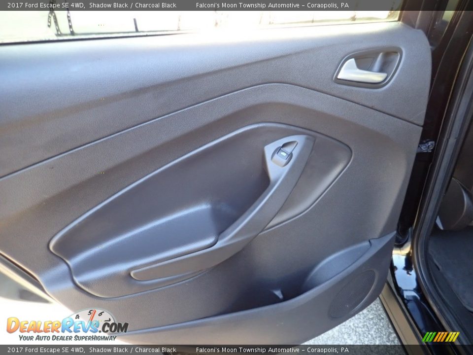 2017 Ford Escape SE 4WD Shadow Black / Charcoal Black Photo #18
