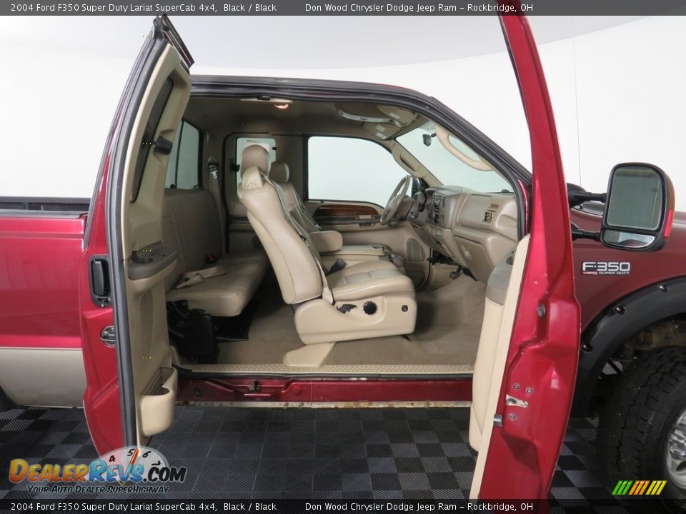 2004 Ford F350 Super Duty Lariat SuperCab 4x4 Black / Black Photo #29