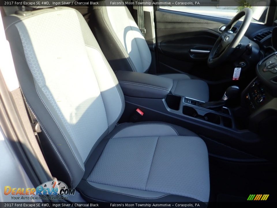2017 Ford Escape SE 4WD Ingot Silver / Charcoal Black Photo #11