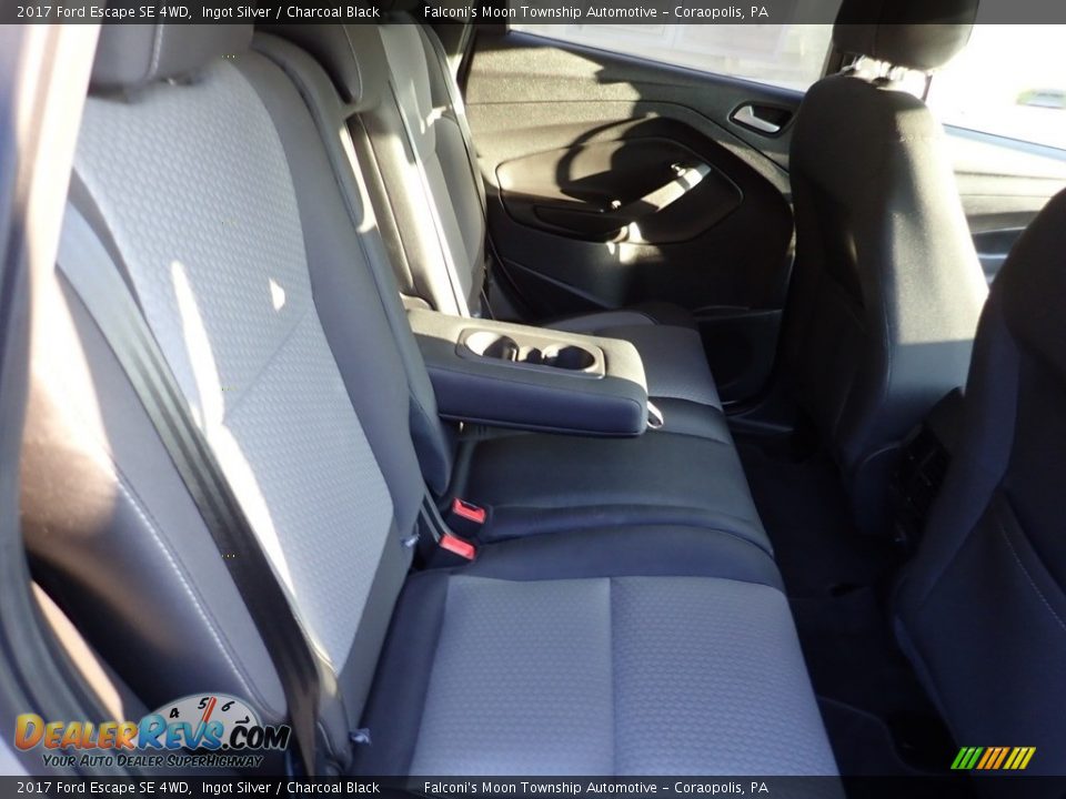 2017 Ford Escape SE 4WD Ingot Silver / Charcoal Black Photo #14