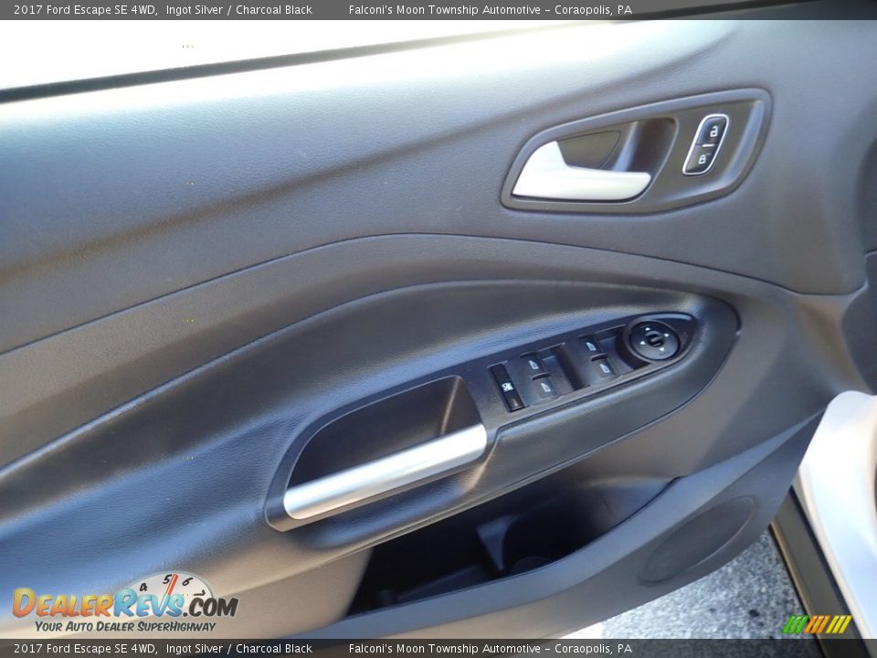 2017 Ford Escape SE 4WD Ingot Silver / Charcoal Black Photo #19