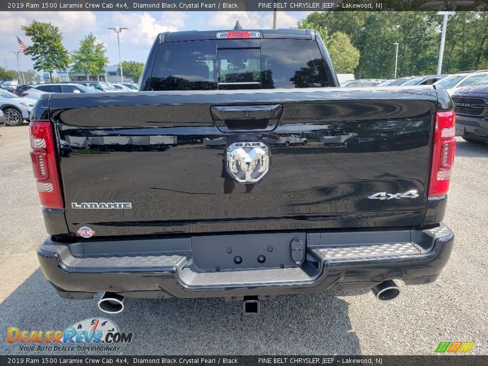 2019 Ram 1500 Laramie Crew Cab 4x4 Diamond Black Crystal Pearl / Black Photo #5