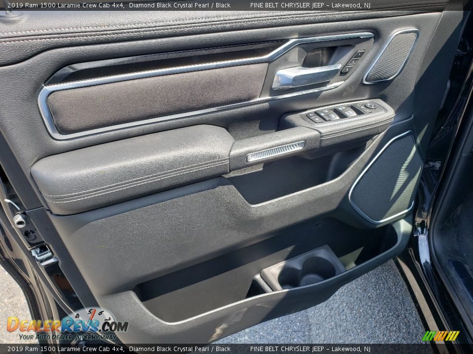 2019 Ram 1500 Laramie Crew Cab 4x4 Diamond Black Crystal Pearl / Black Photo #8