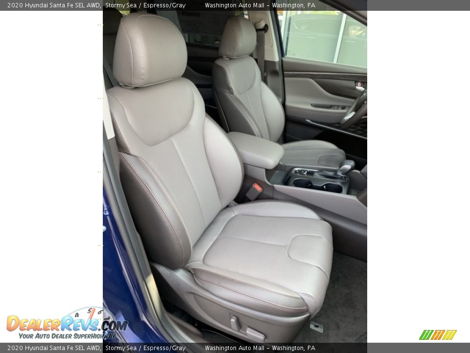 Front Seat of 2020 Hyundai Santa Fe SEL AWD Photo #29