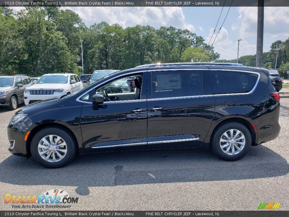 2019 Chrysler Pacifica Touring L Brilliant Black Crystal Pearl / Black/Alloy Photo #3