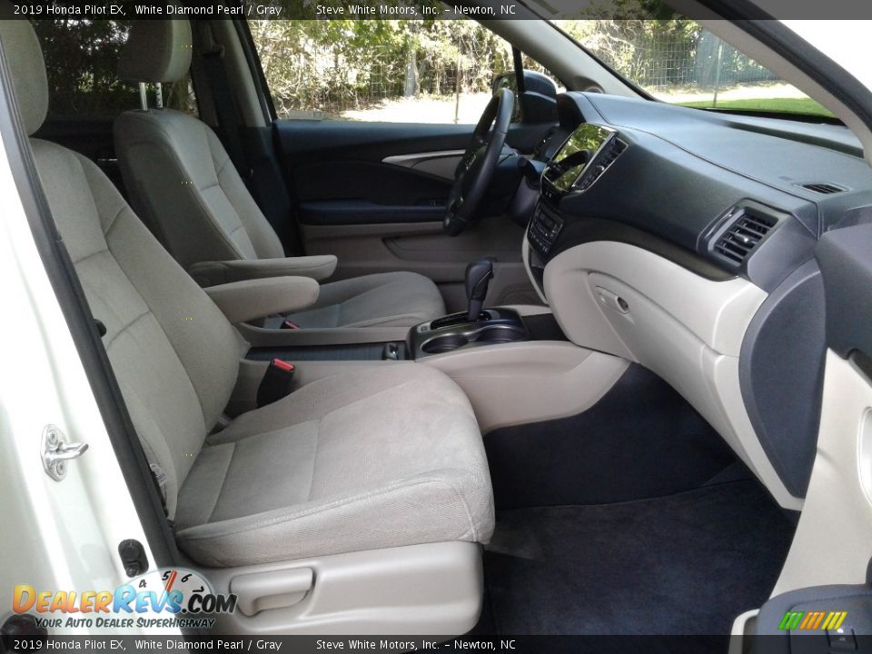 2019 Honda Pilot EX White Diamond Pearl / Gray Photo #15