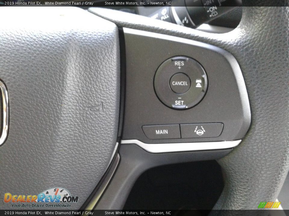 2019 Honda Pilot EX White Diamond Pearl / Gray Photo #18