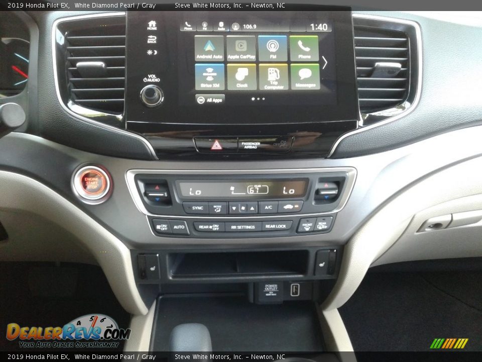 2019 Honda Pilot EX White Diamond Pearl / Gray Photo #21