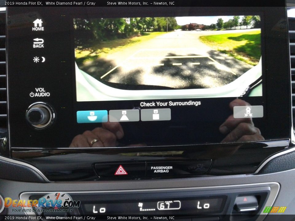 2019 Honda Pilot EX White Diamond Pearl / Gray Photo #24