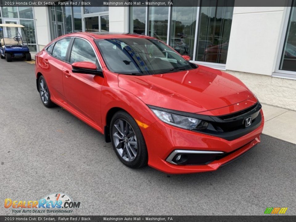 Front 3/4 View of 2019 Honda Civic EX Sedan Photo #2