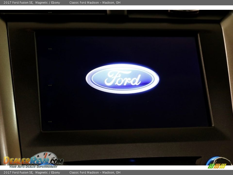 2017 Ford Fusion SE Magnetic / Ebony Photo #11